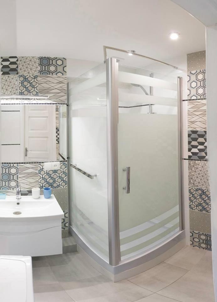 Best Location! Rynok Square, Opera. Apartment Lviv Ngoại thất bức ảnh