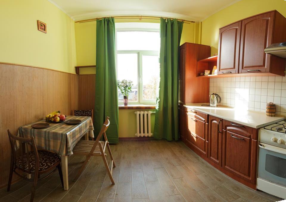 Best Location! Rynok Square, Opera. Apartment Lviv Ngoại thất bức ảnh
