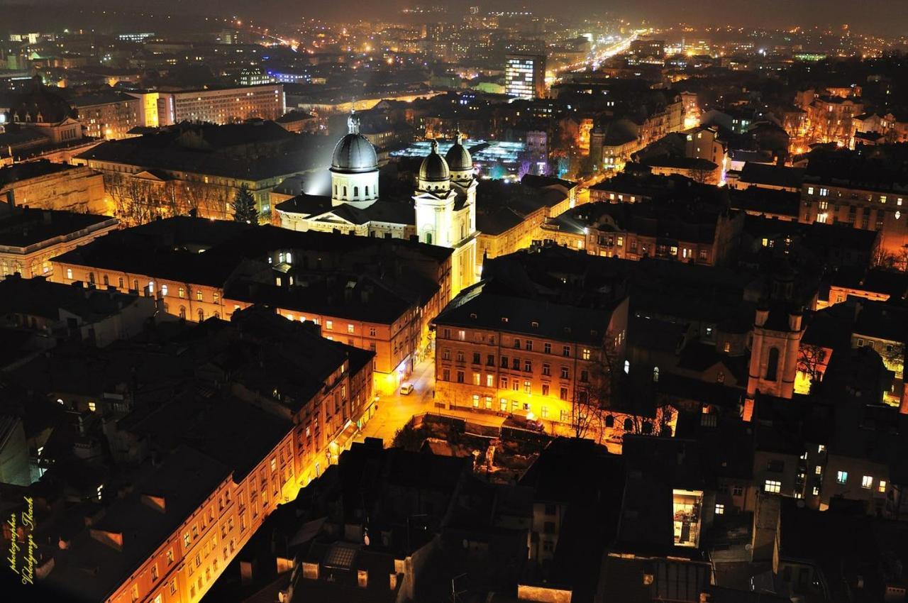 Best Location! Rynok Square, Opera. Apartment Lviv Ngoại thất bức ảnh